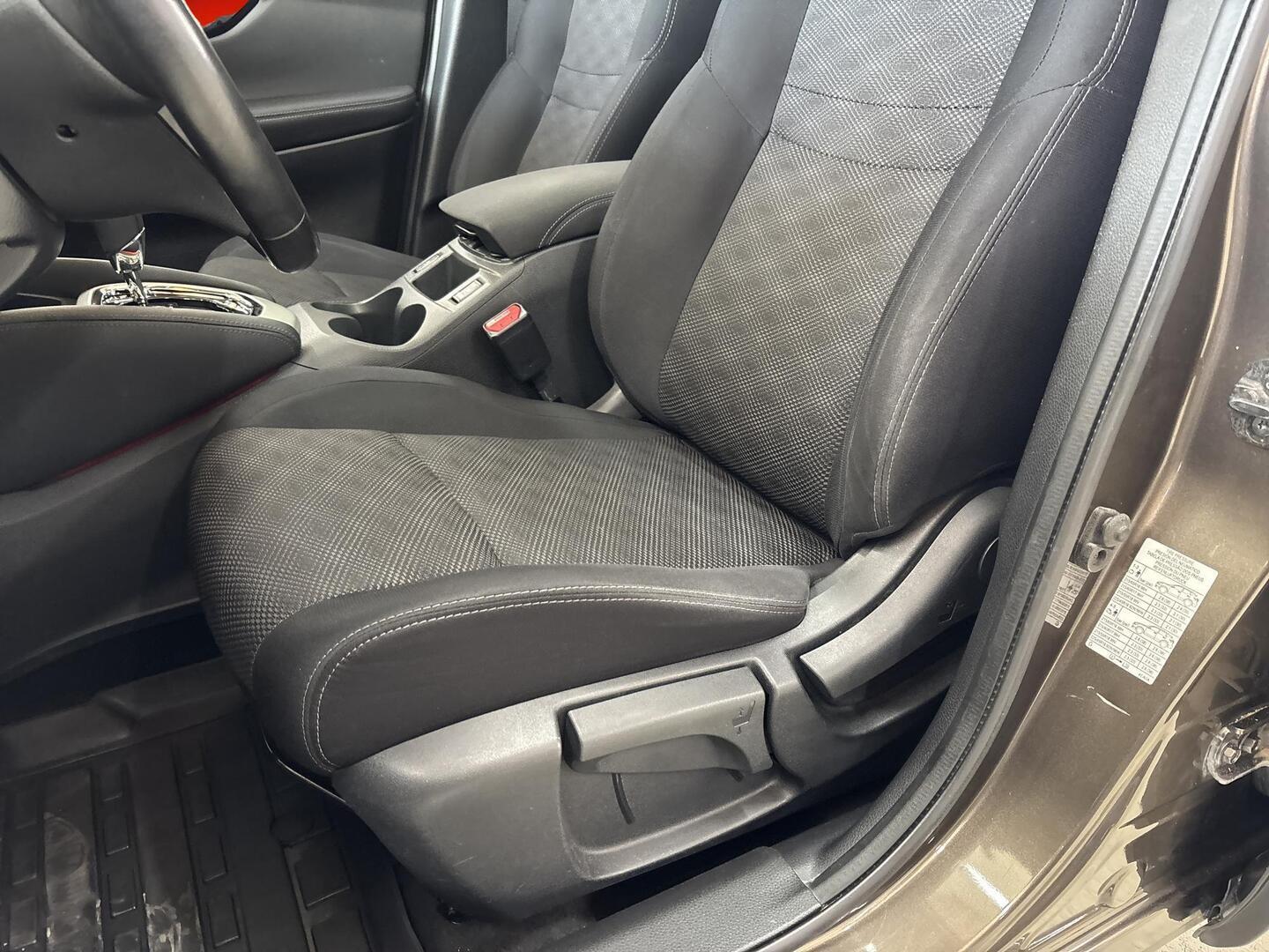 NISSAN Qashqai 2016