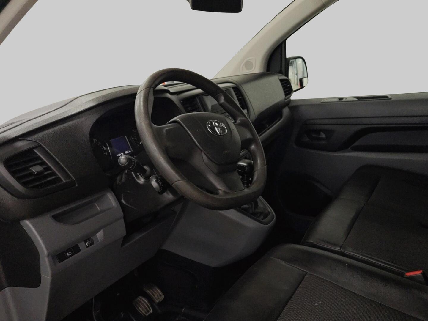 TOYOTA Proace 2020