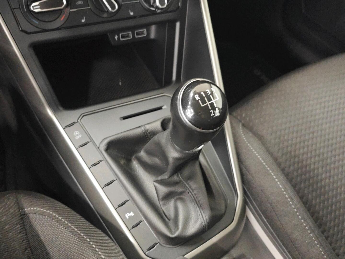 VOLKSWAGEN Polo 2019