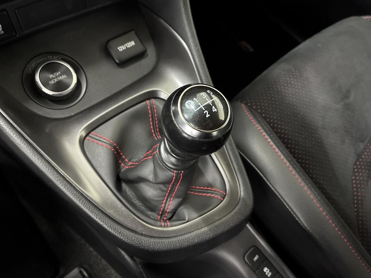 TOYOTA GR Yaris 2021