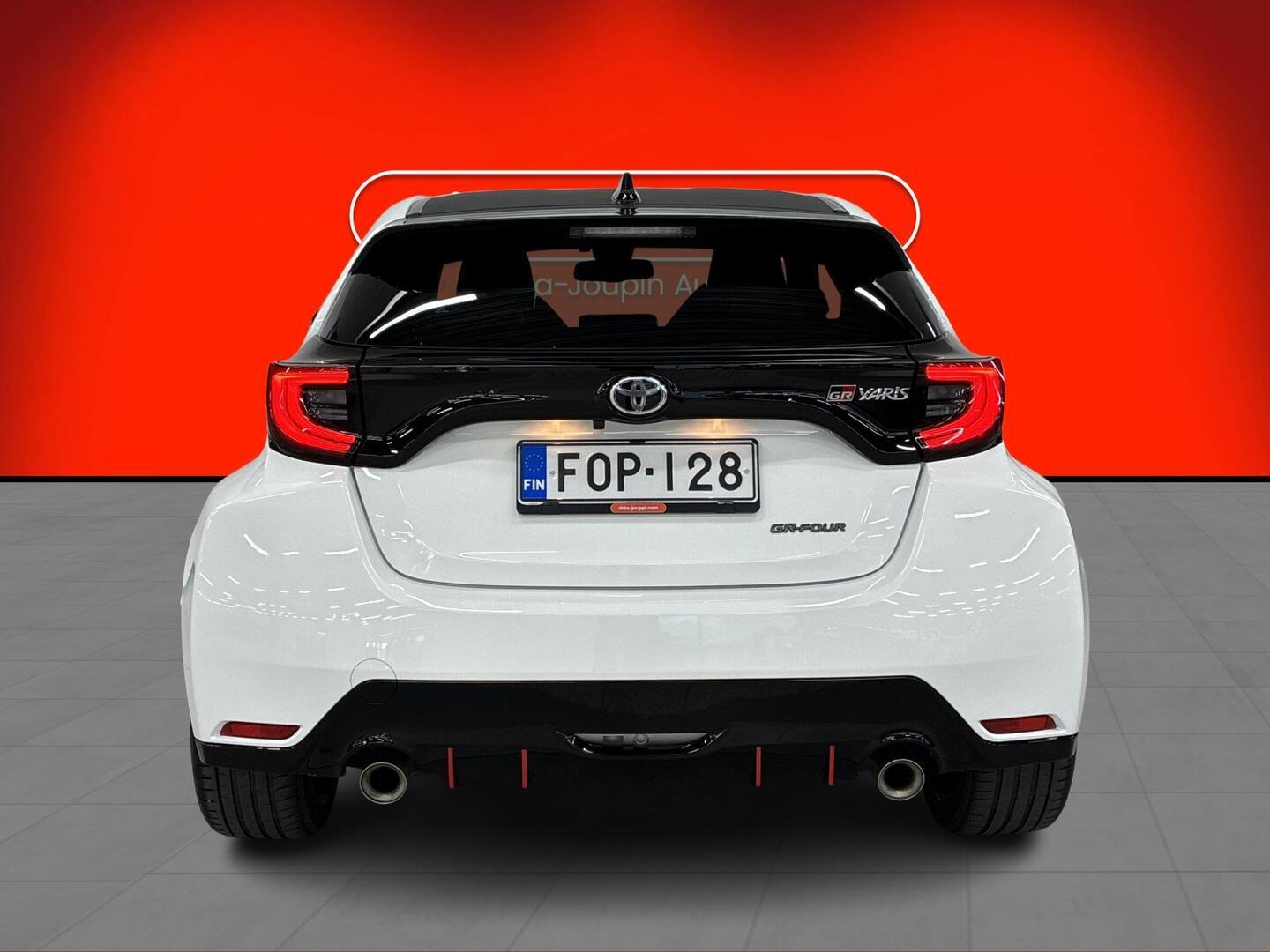 TOYOTA GR Yaris 2021