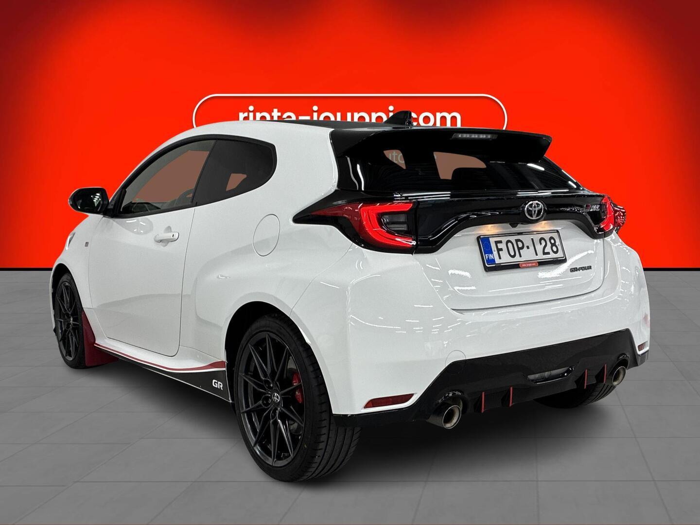 TOYOTA GR Yaris 2021