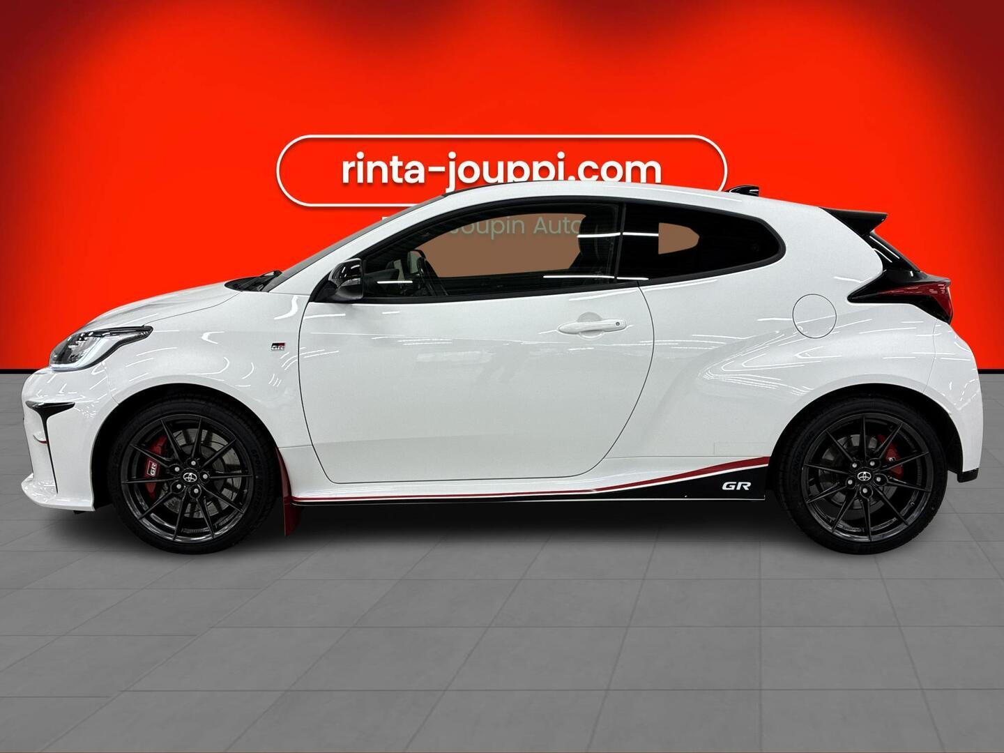TOYOTA GR Yaris 2021