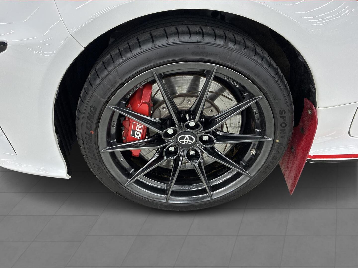 TOYOTA GR Yaris 2021