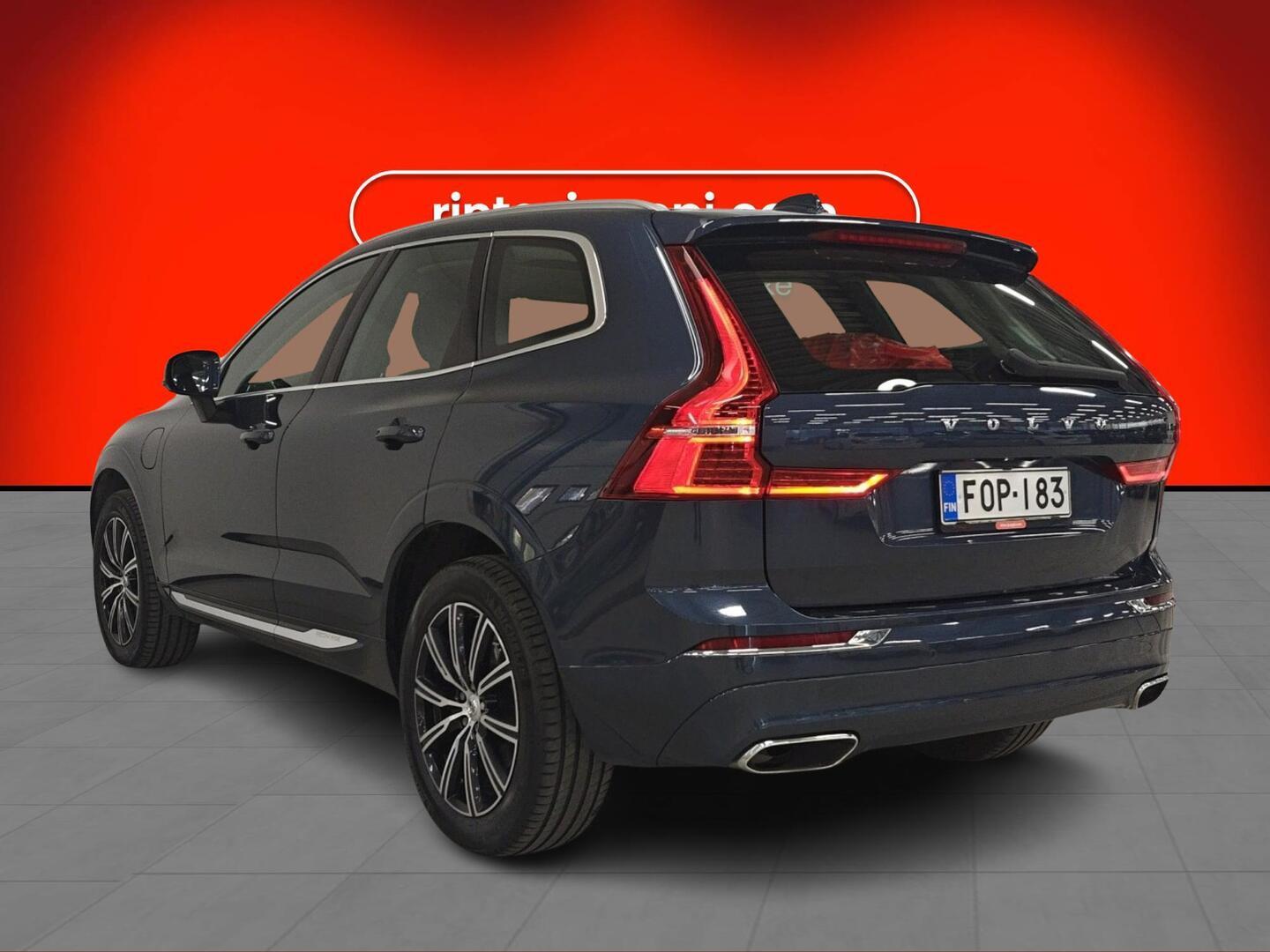 VOLVO XC60 2021