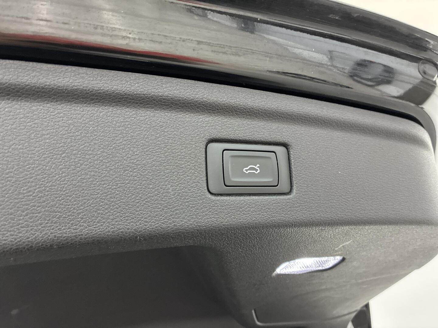 AUDI A5 2023
