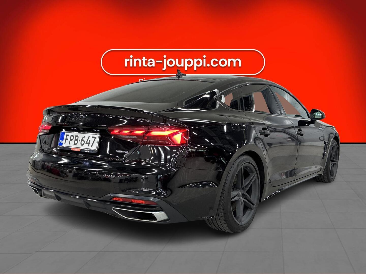 AUDI A5 2023