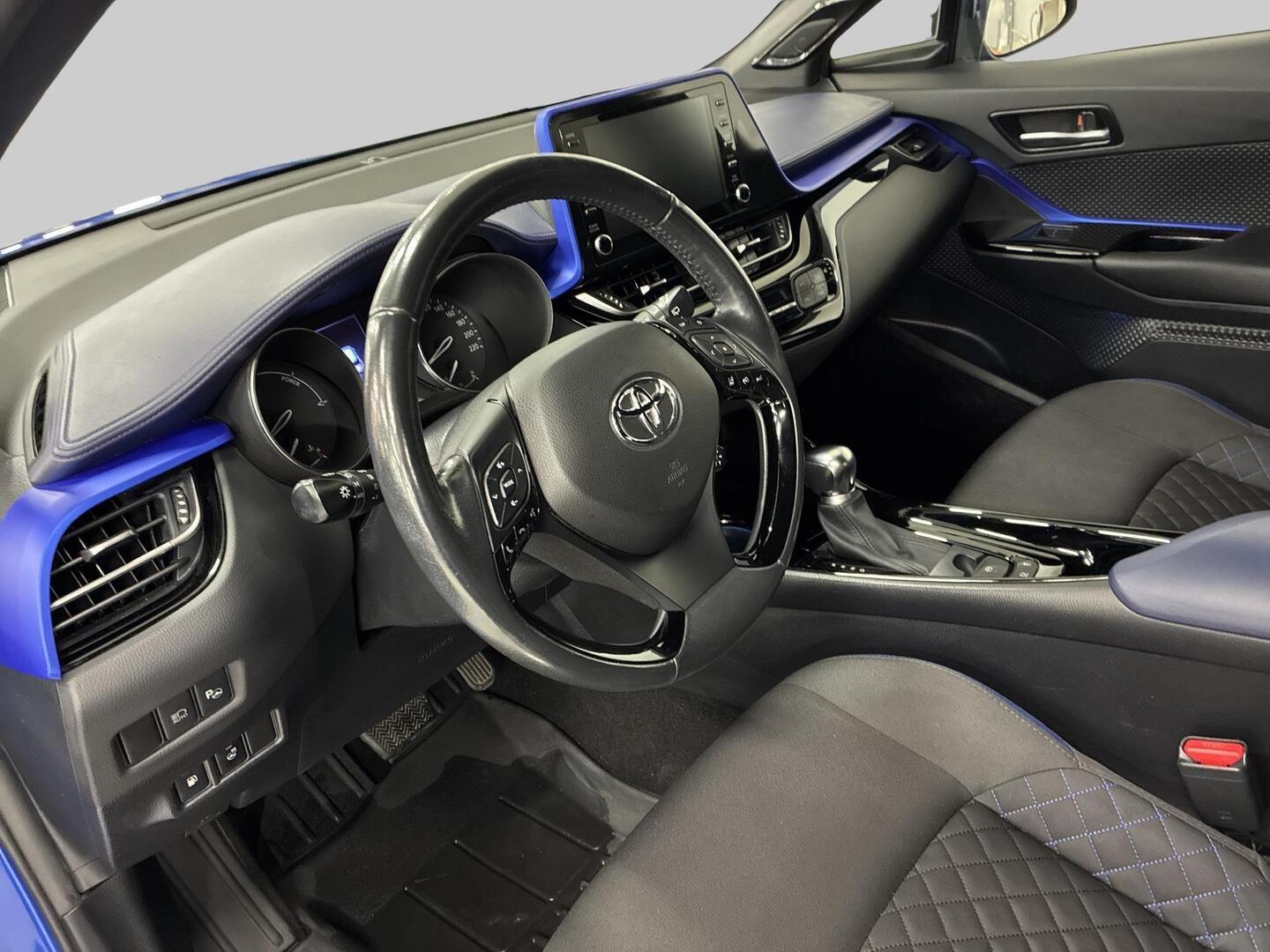 TOYOTA C-HR 2020