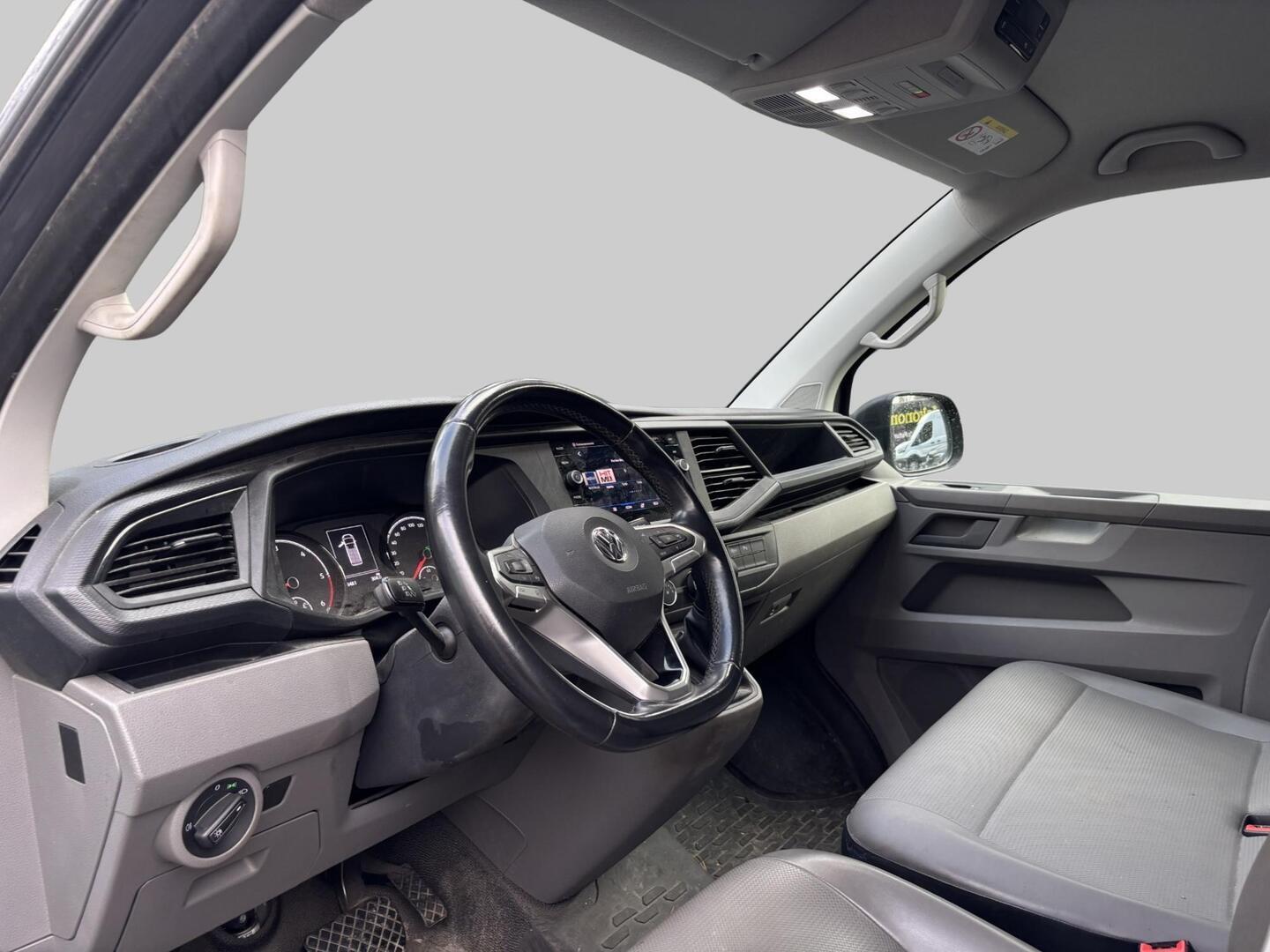 VOLKSWAGEN Transporter 2020