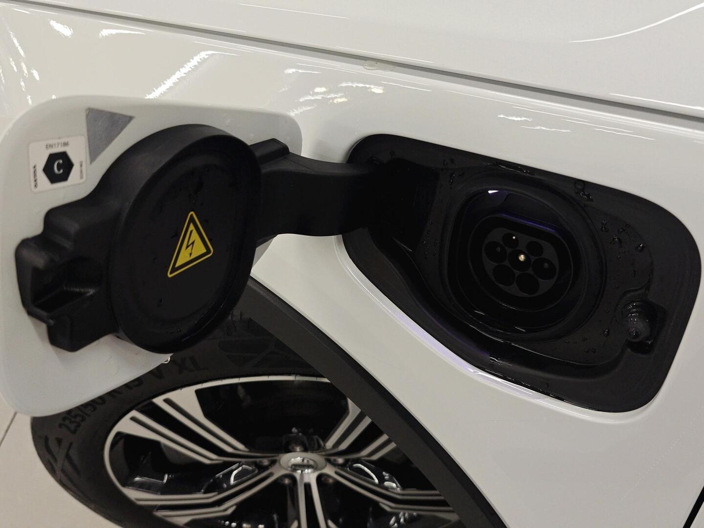 VOLVO XC40 2020