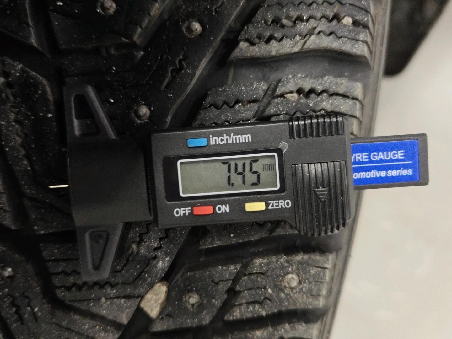 VOLKSWAGEN New Beetle 2007