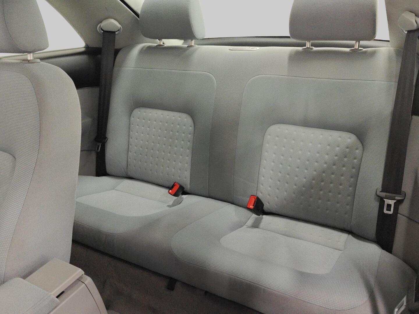 VOLKSWAGEN New Beetle 2007