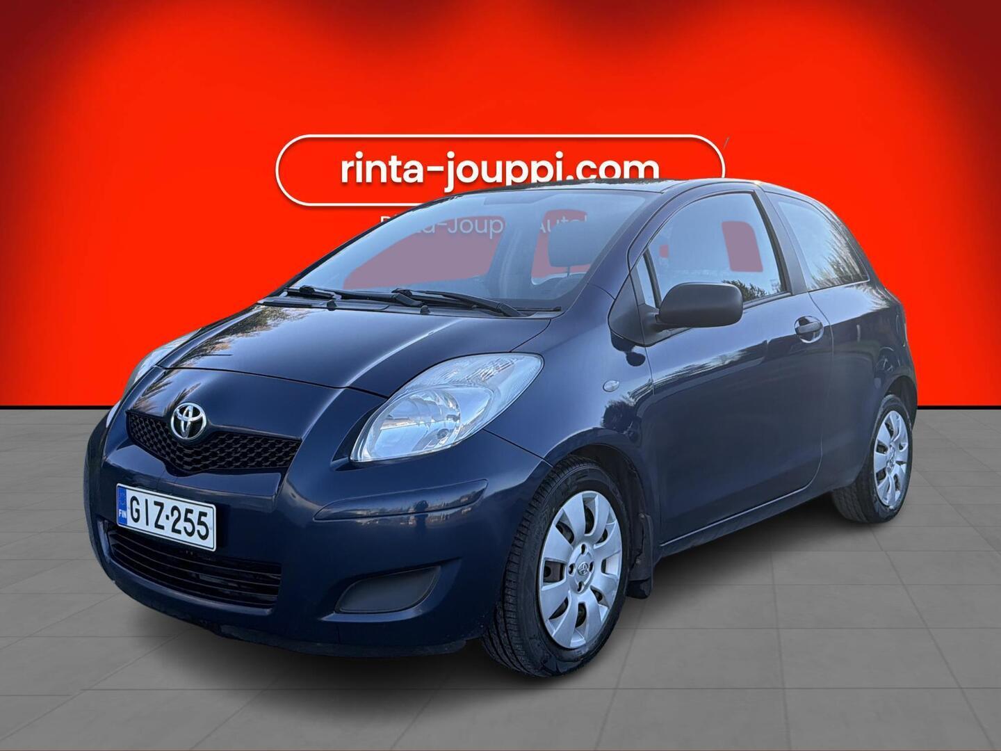 TOYOTA Yaris 2010