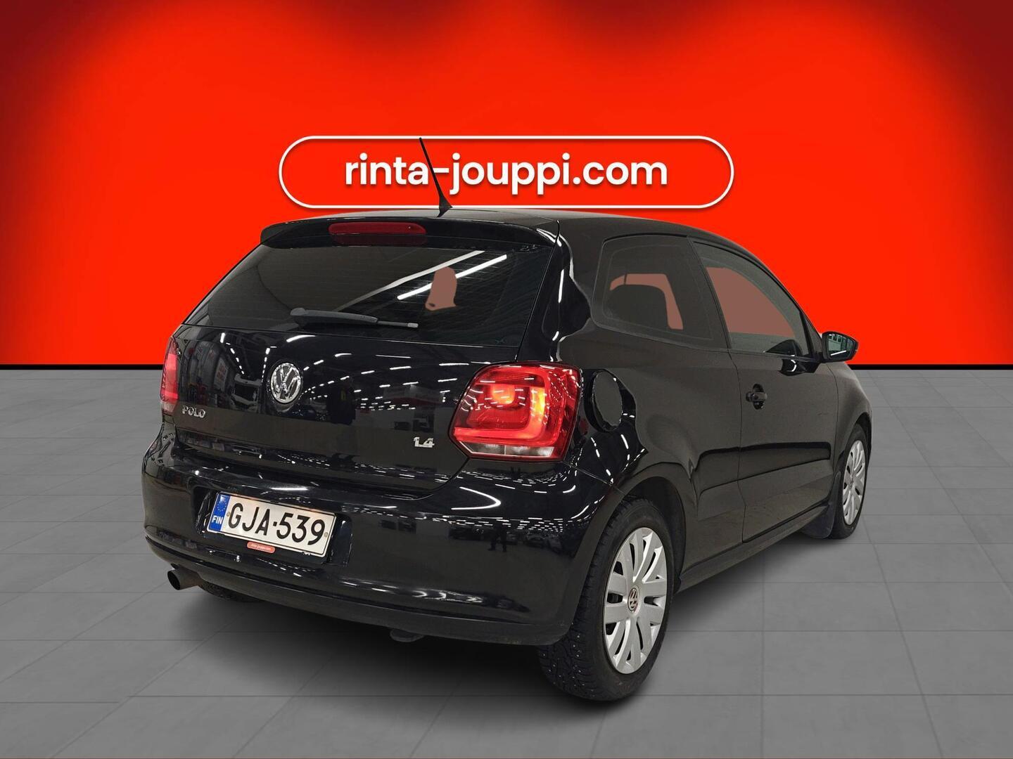 VOLKSWAGEN Polo 2010