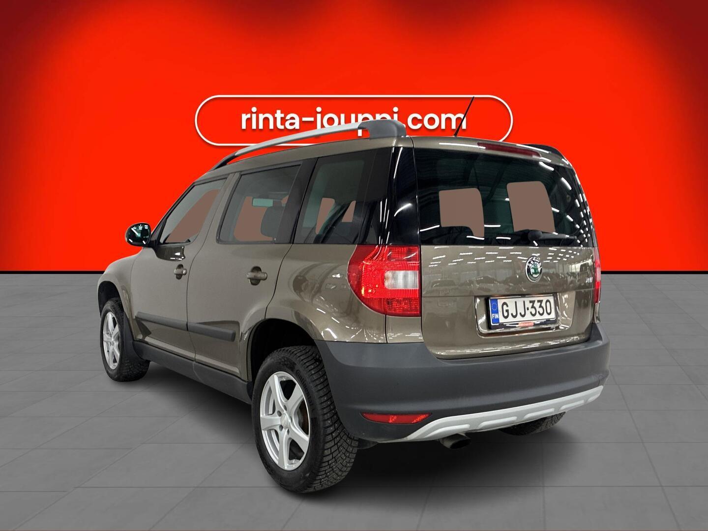 SKODA Yeti 2011