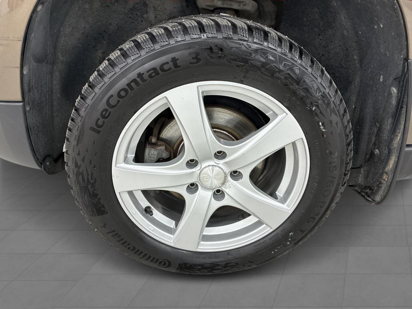 SKODA Yeti 2011