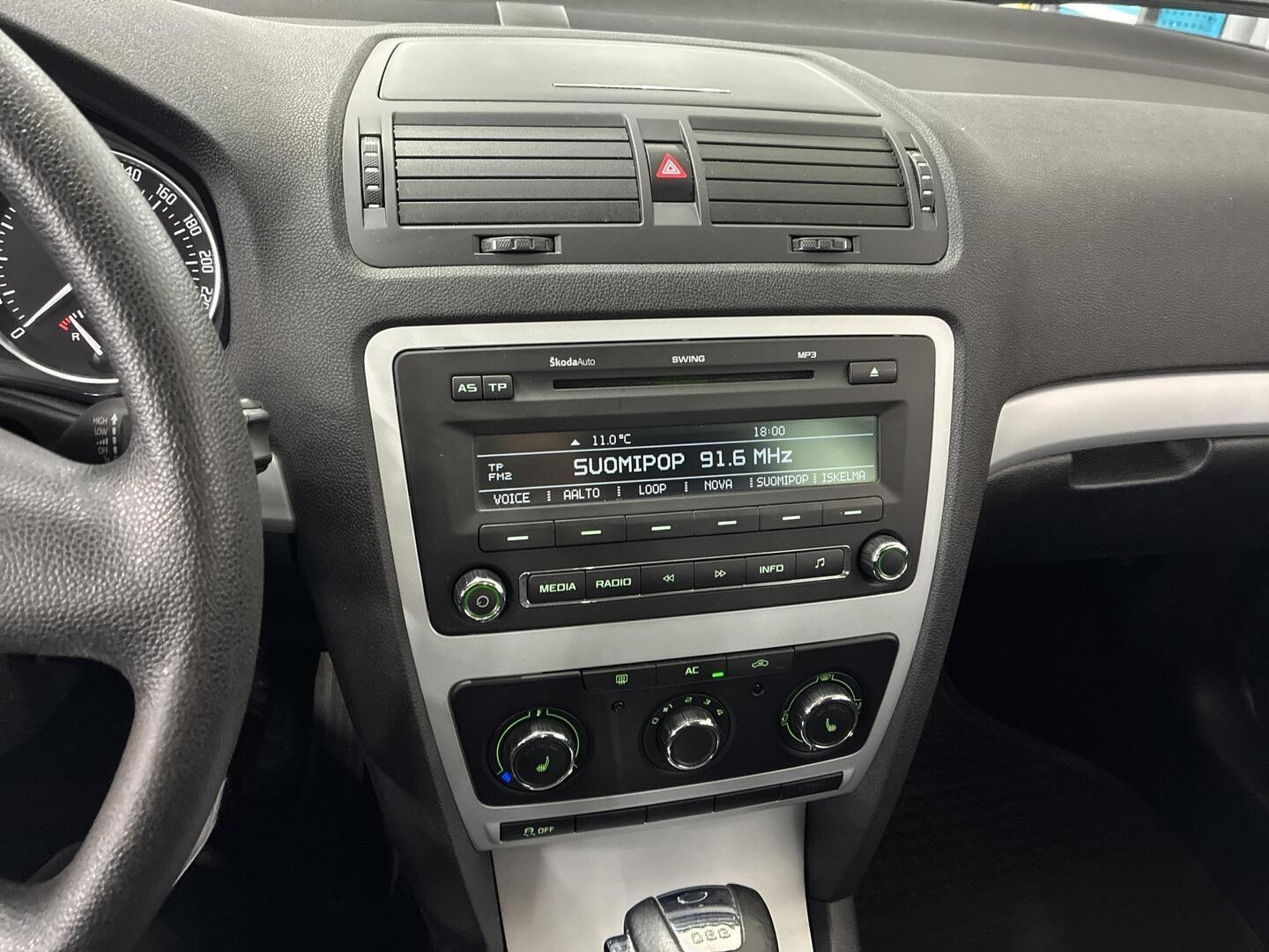 SKODA Octavia 2011