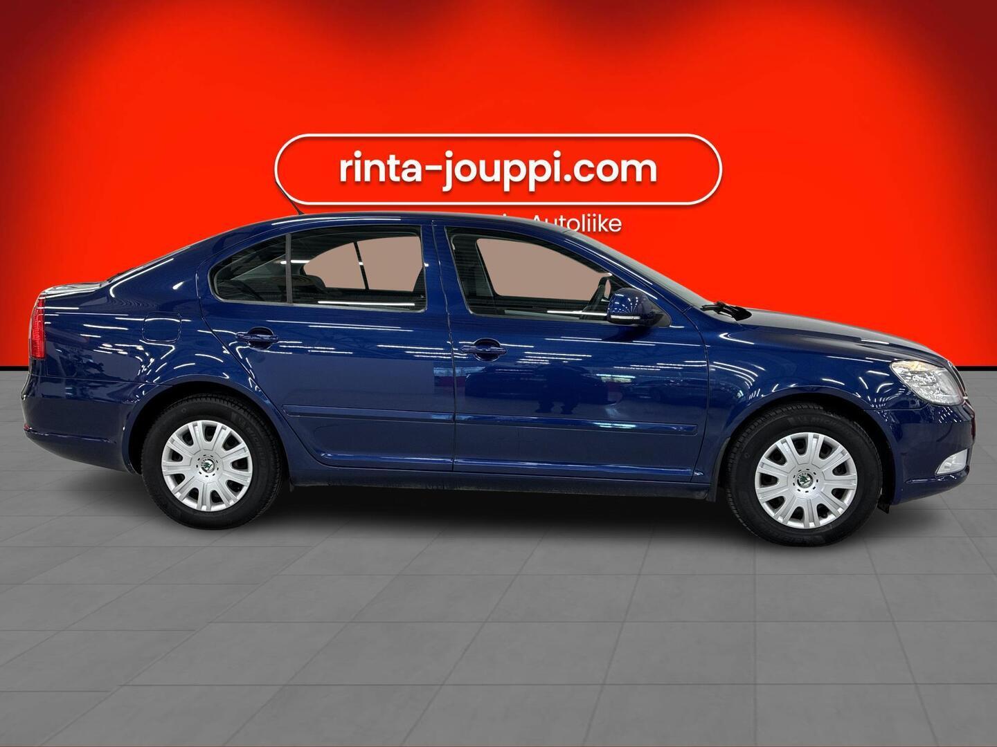SKODA Octavia 2011