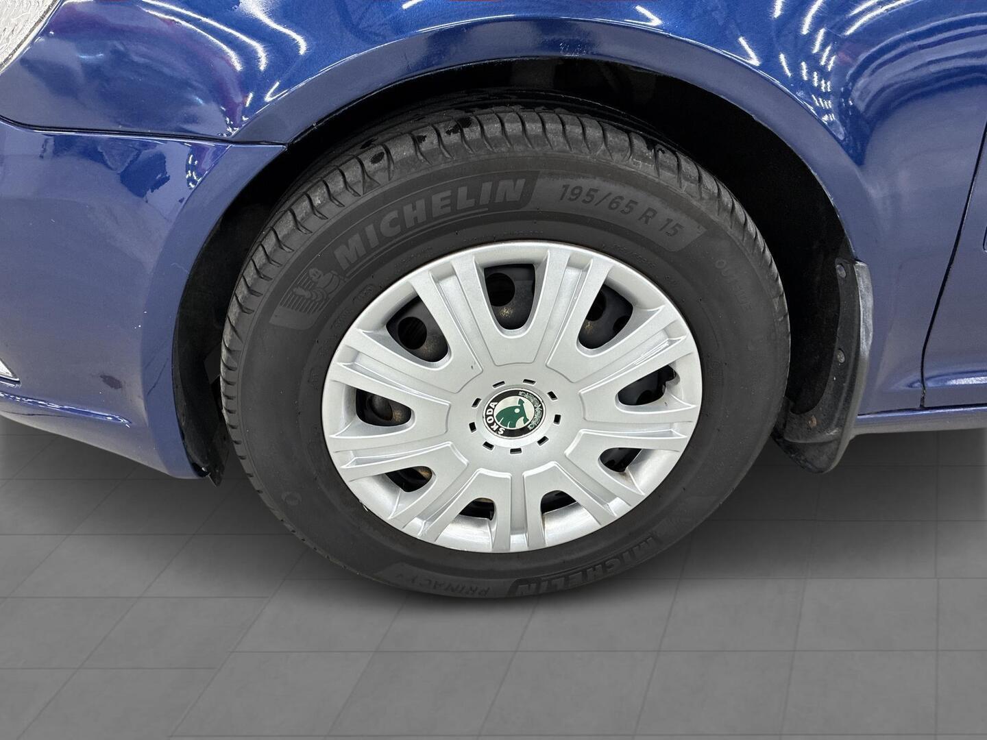SKODA Octavia 2011
