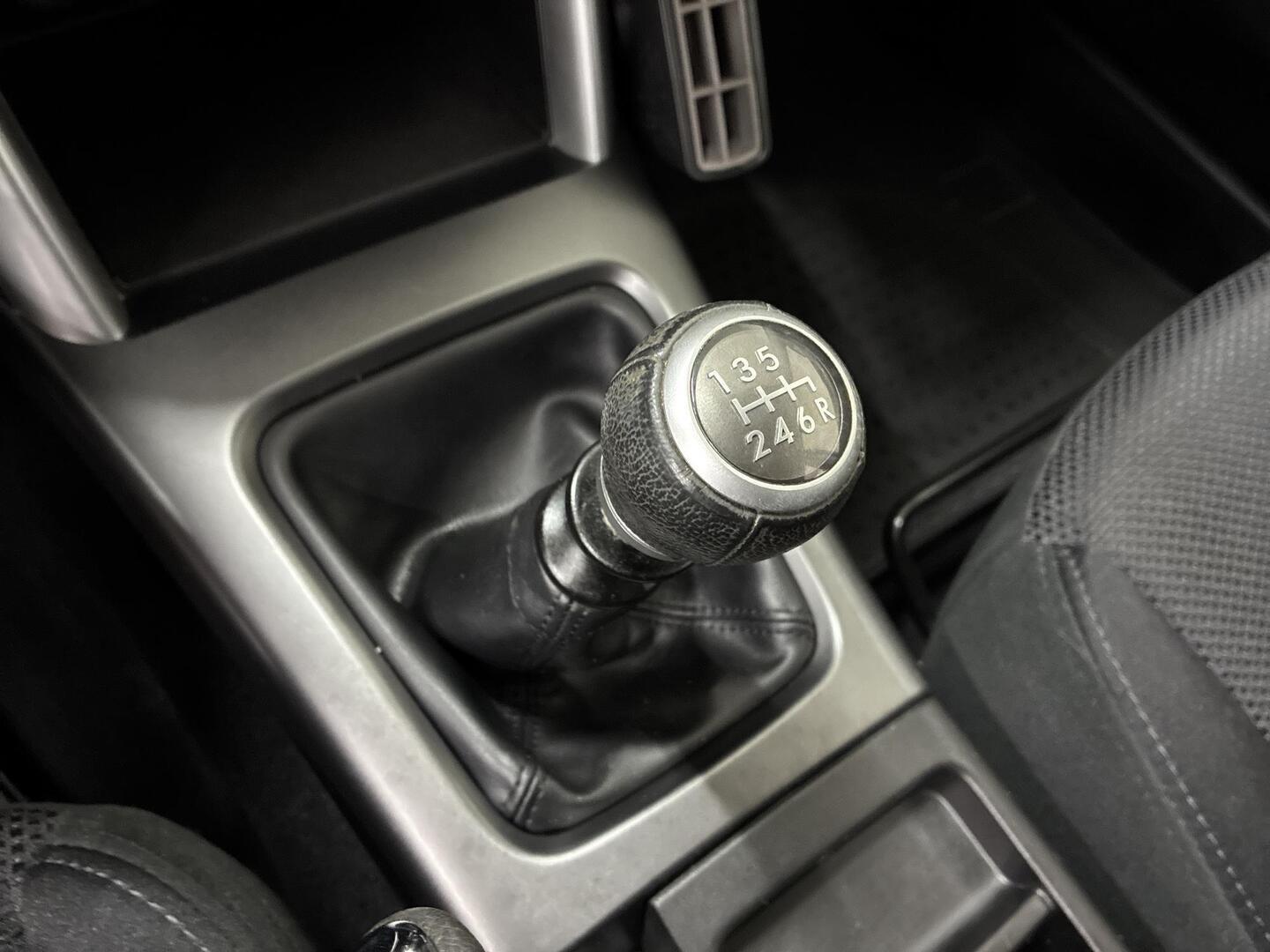 SUBARU Forester 2012