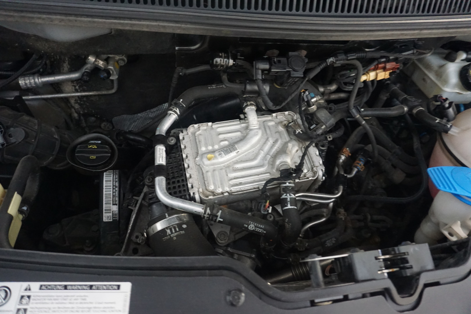VOLKSWAGEN Transporter 2016