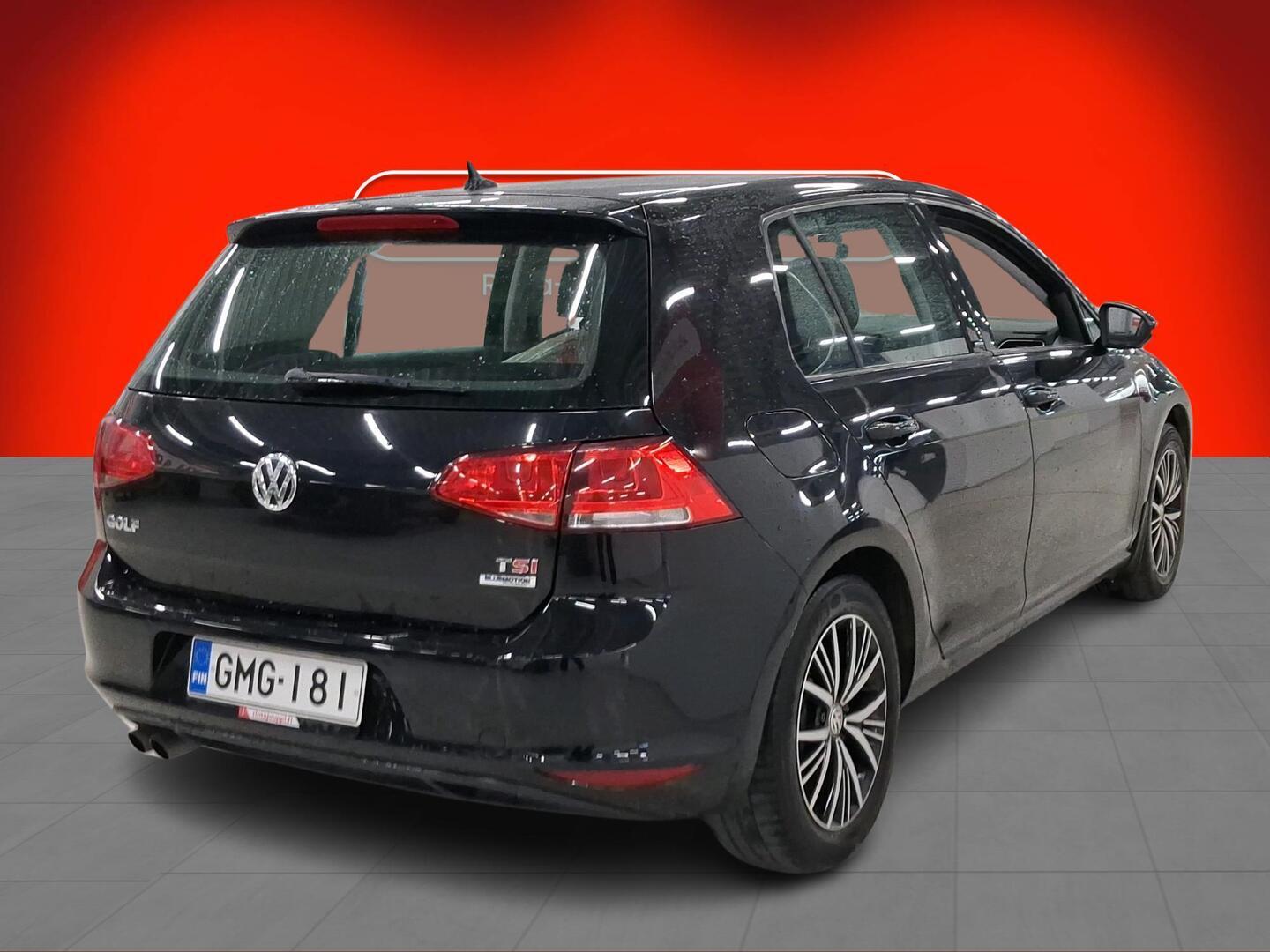 VOLKSWAGEN Golf 2016