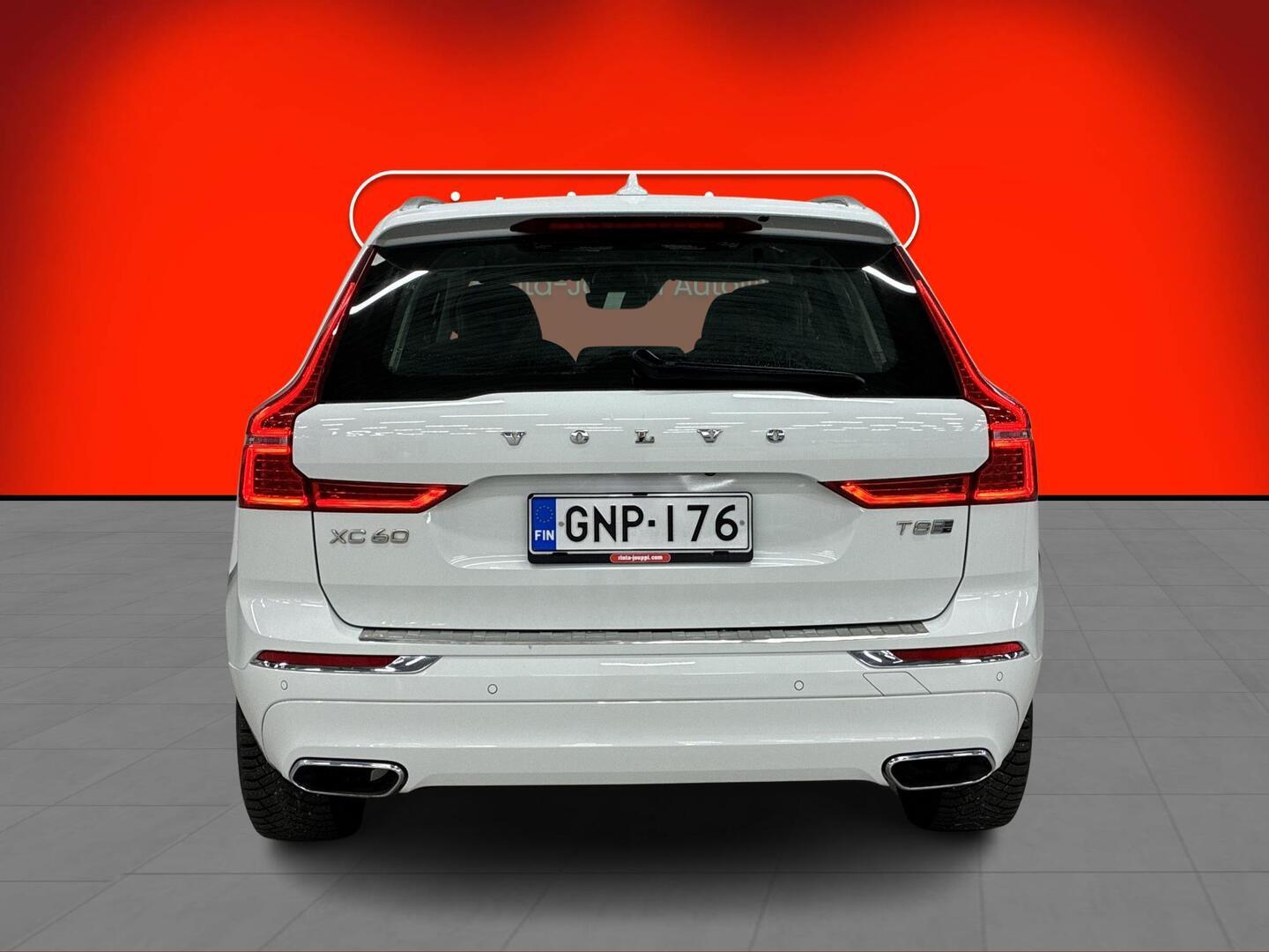 VOLVO XC60 2019