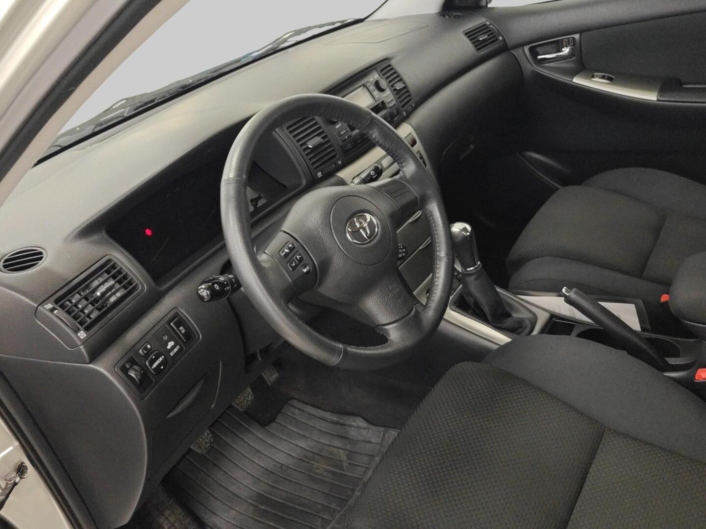 TOYOTA Corolla 2006