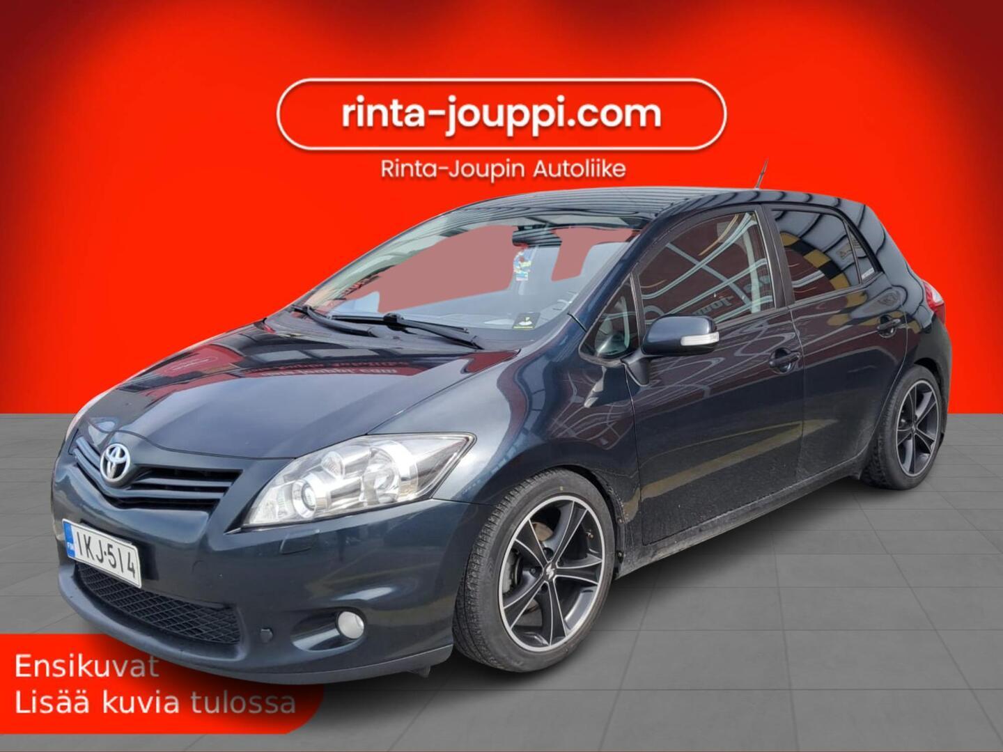 TOYOTA Auris 2012