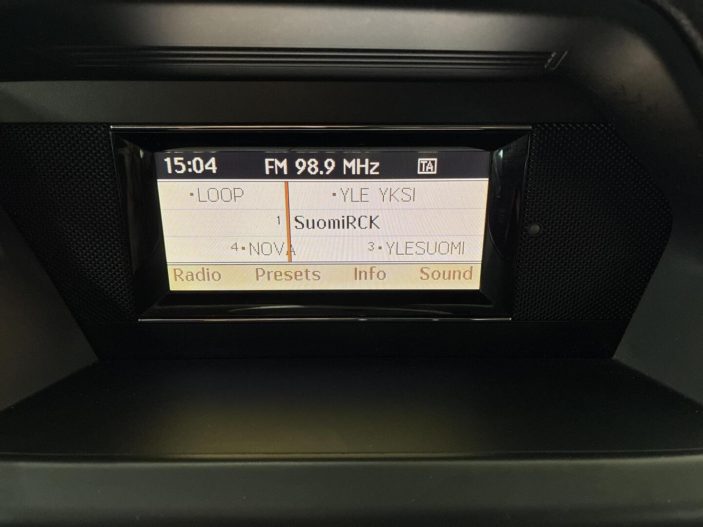 MERCEDES-BENZ GLK 2011