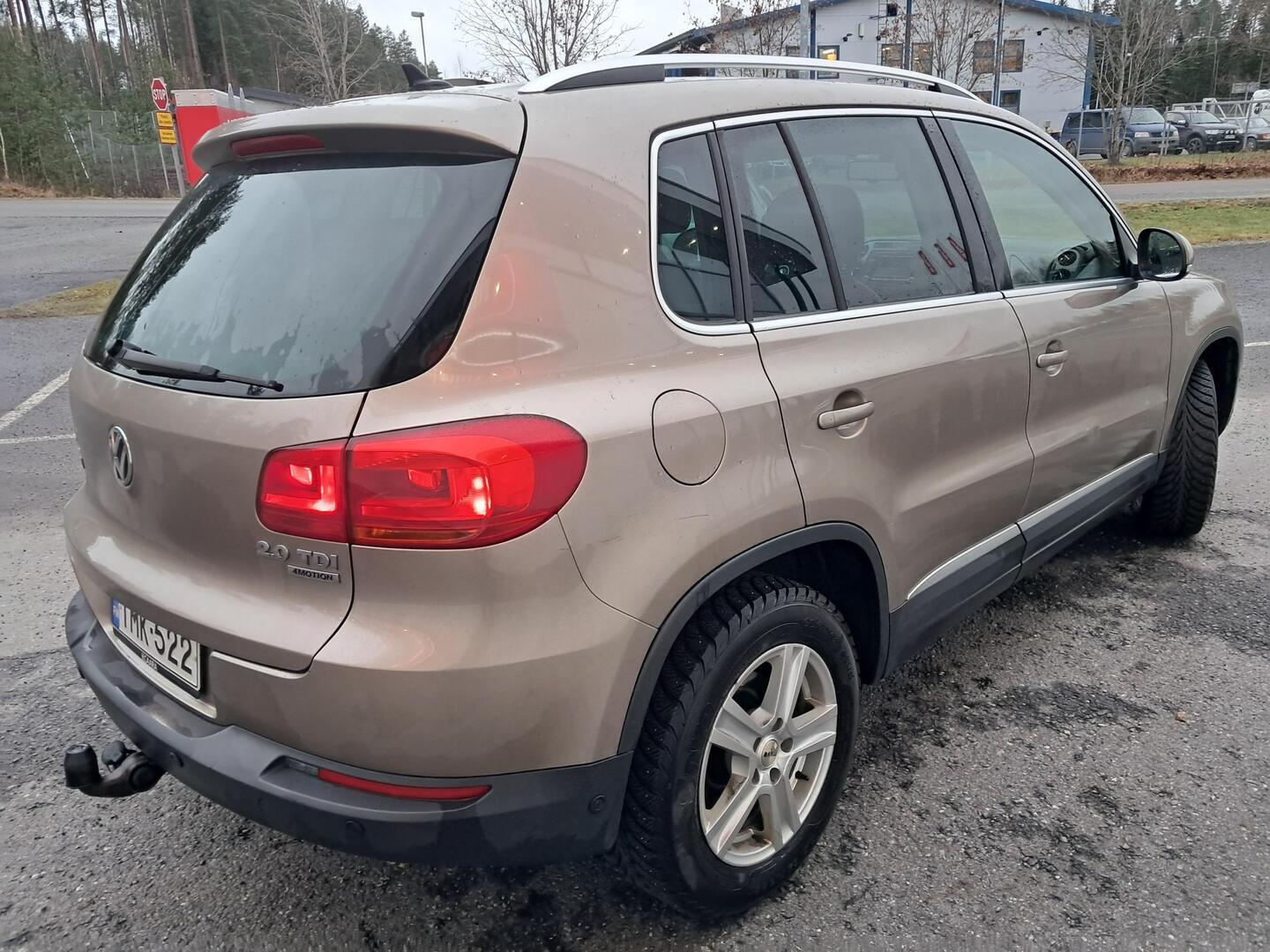 VOLKSWAGEN Tiguan 2014