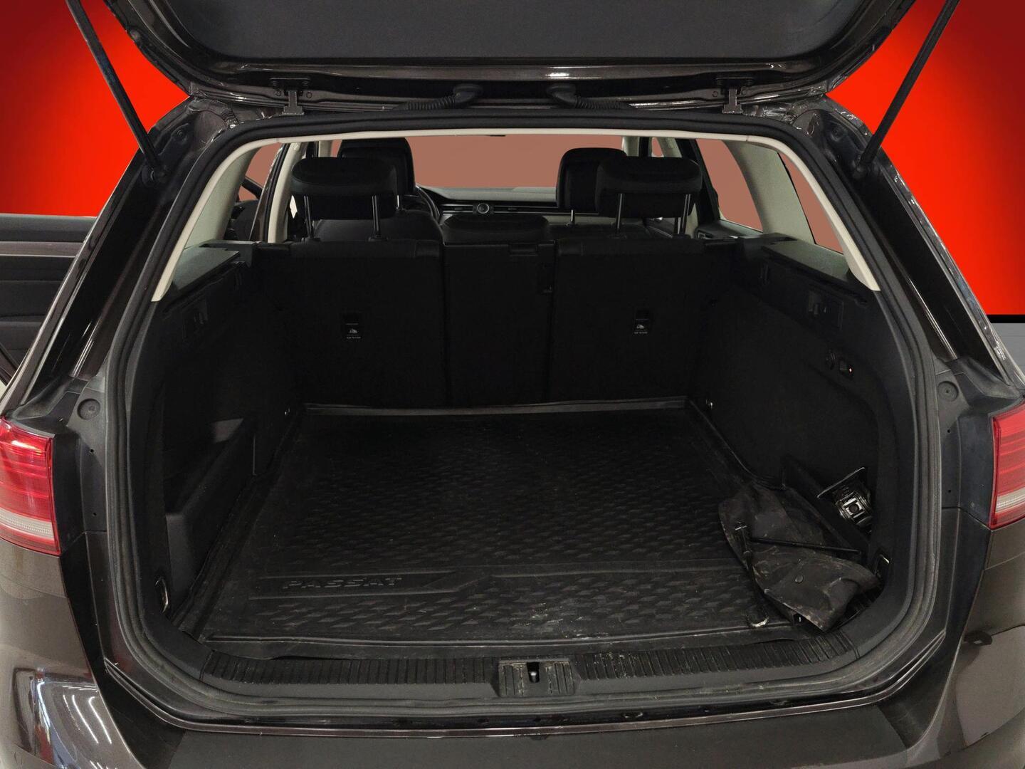 VOLKSWAGEN Passat 2016