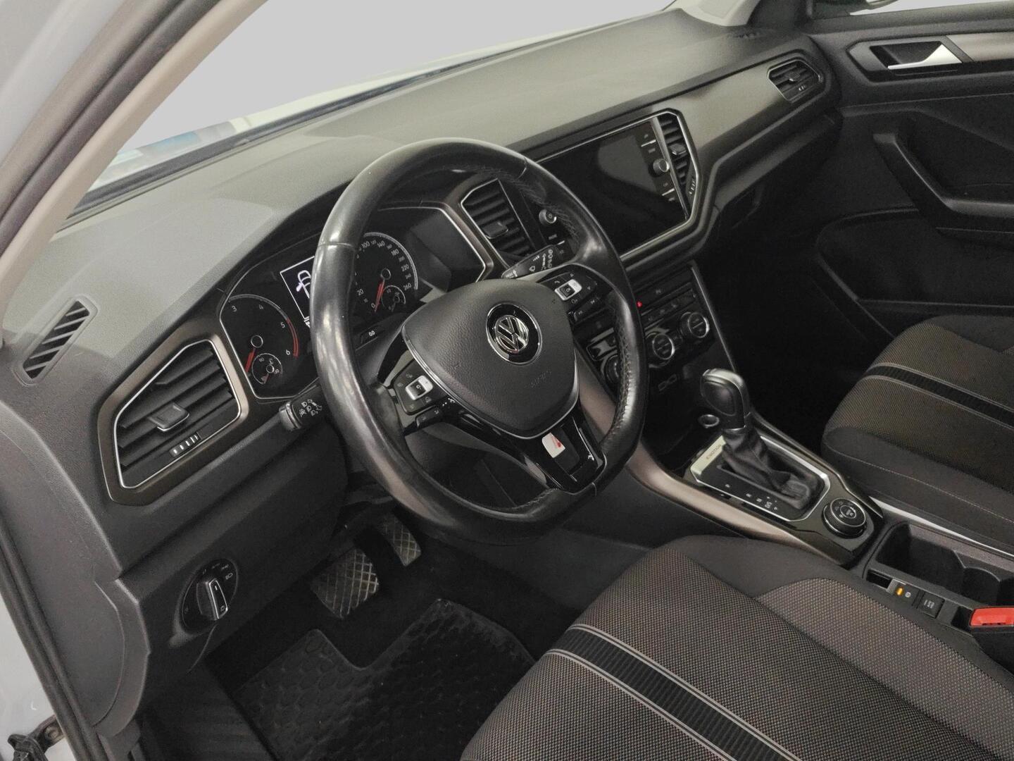 VOLKSWAGEN T-Roc 2018