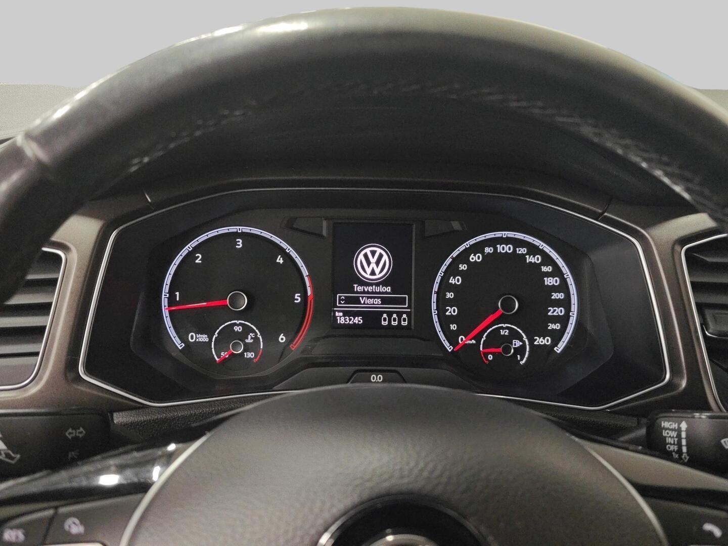 VOLKSWAGEN T-Roc 2018