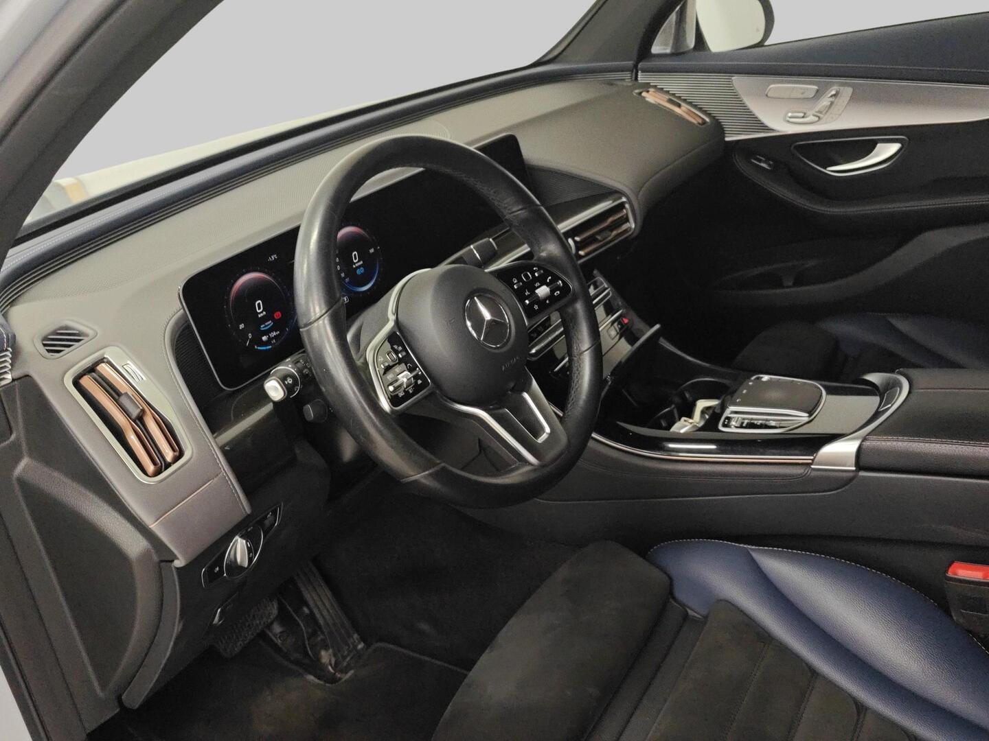 MERCEDES-BENZ EQC 2020