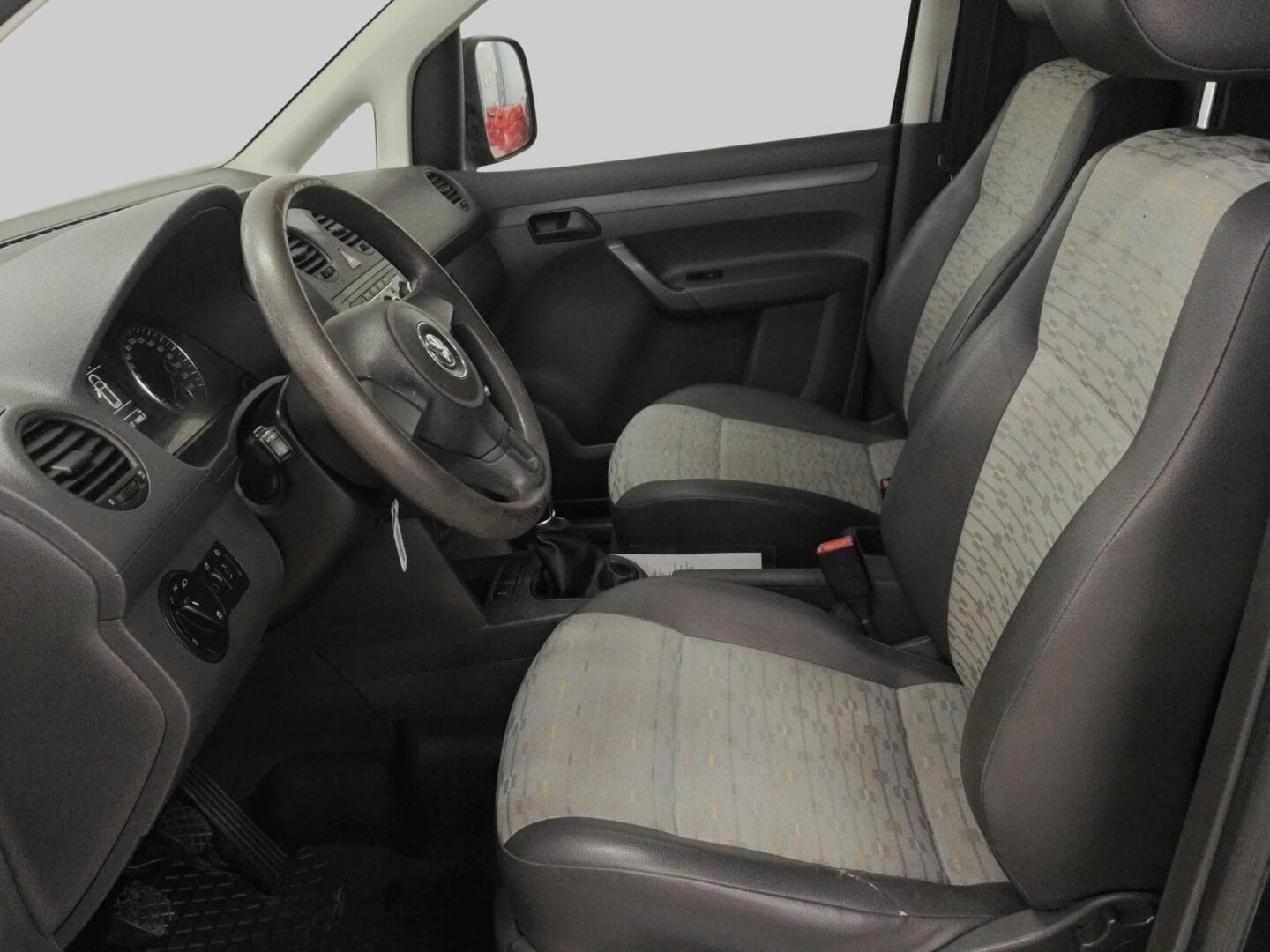 VOLKSWAGEN Caddy 2012