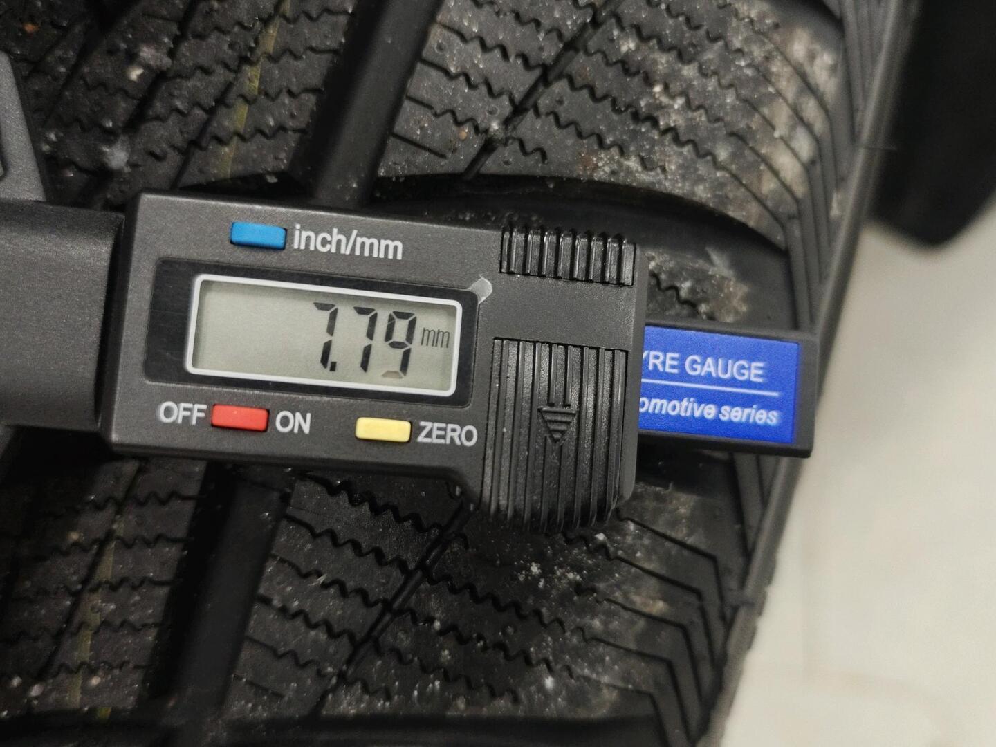 MERCEDES-BENZ EQB 2024