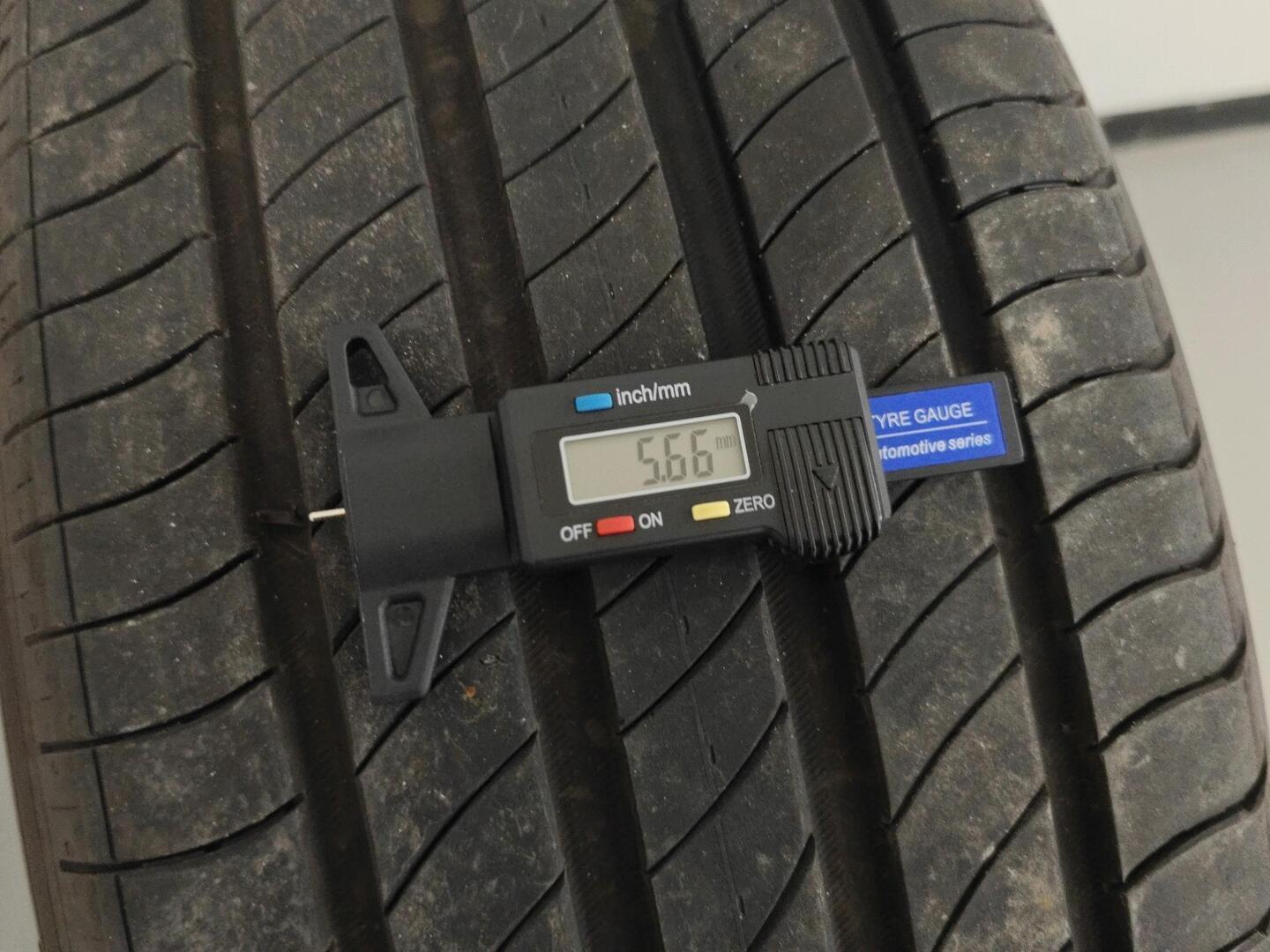 MERCEDES-BENZ EQB 2024