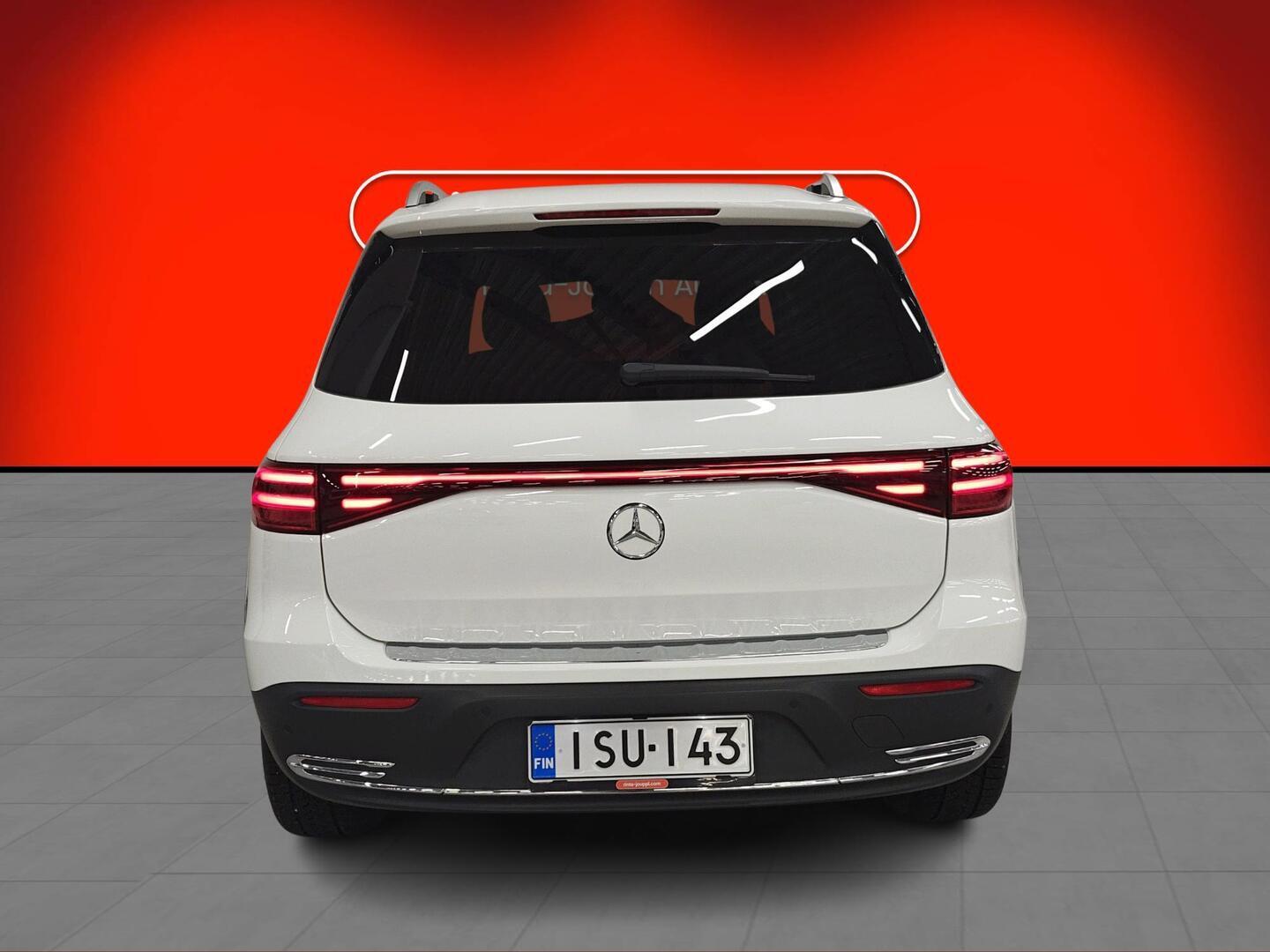 MERCEDES-BENZ EQB 2024