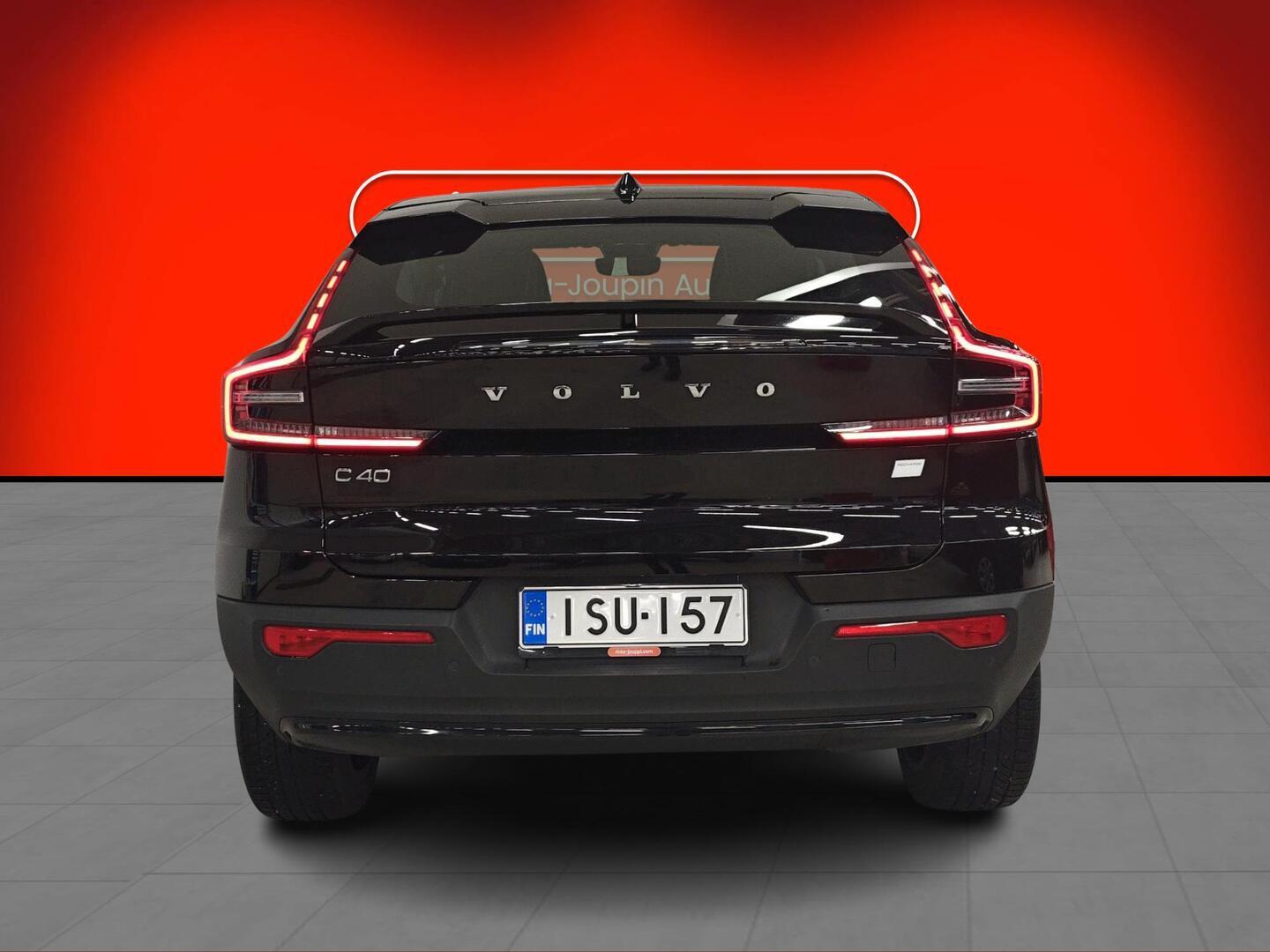 VOLVO C40 2023