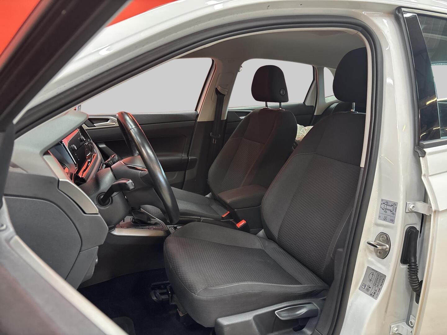 VOLKSWAGEN Polo 2021