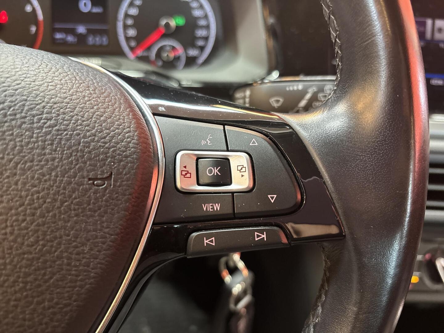VOLKSWAGEN Polo 2021