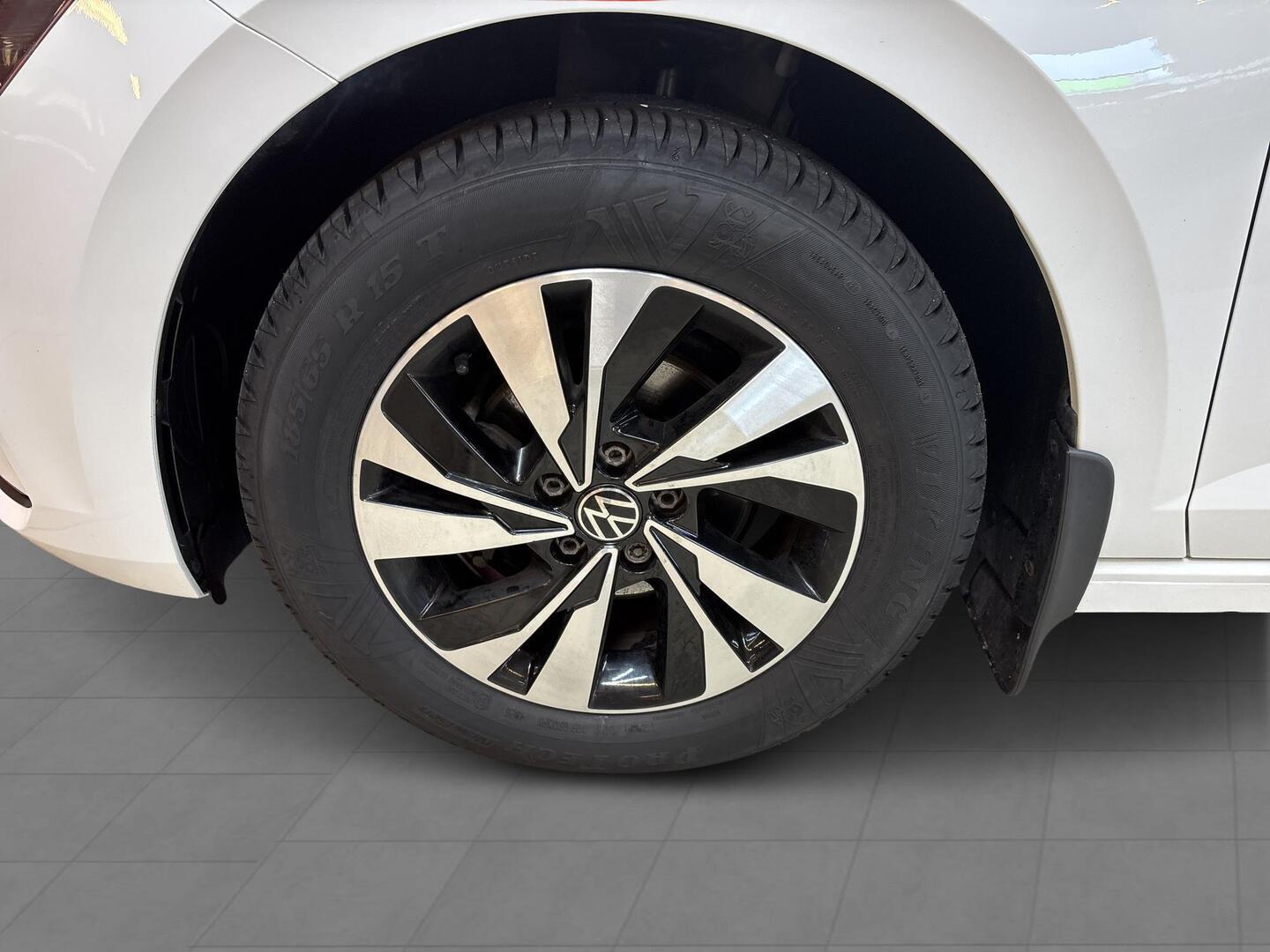 VOLKSWAGEN Polo 2021