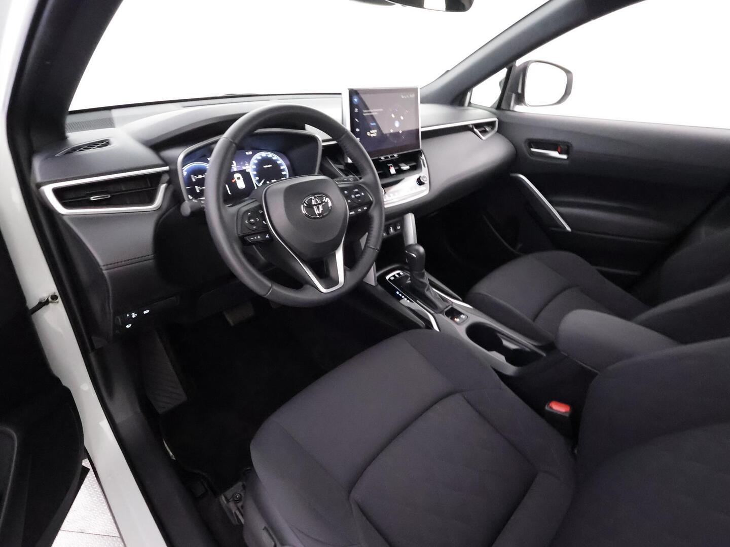 TOYOTA COROLLA CROSS 2025