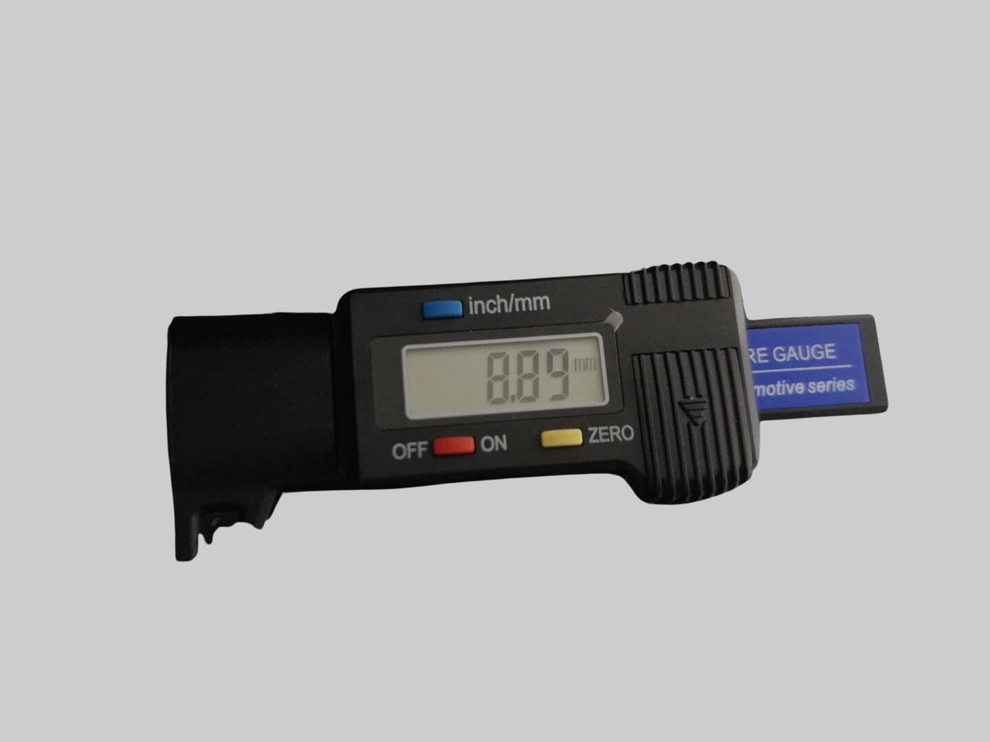 TOYOTA Corolla Cross 2025