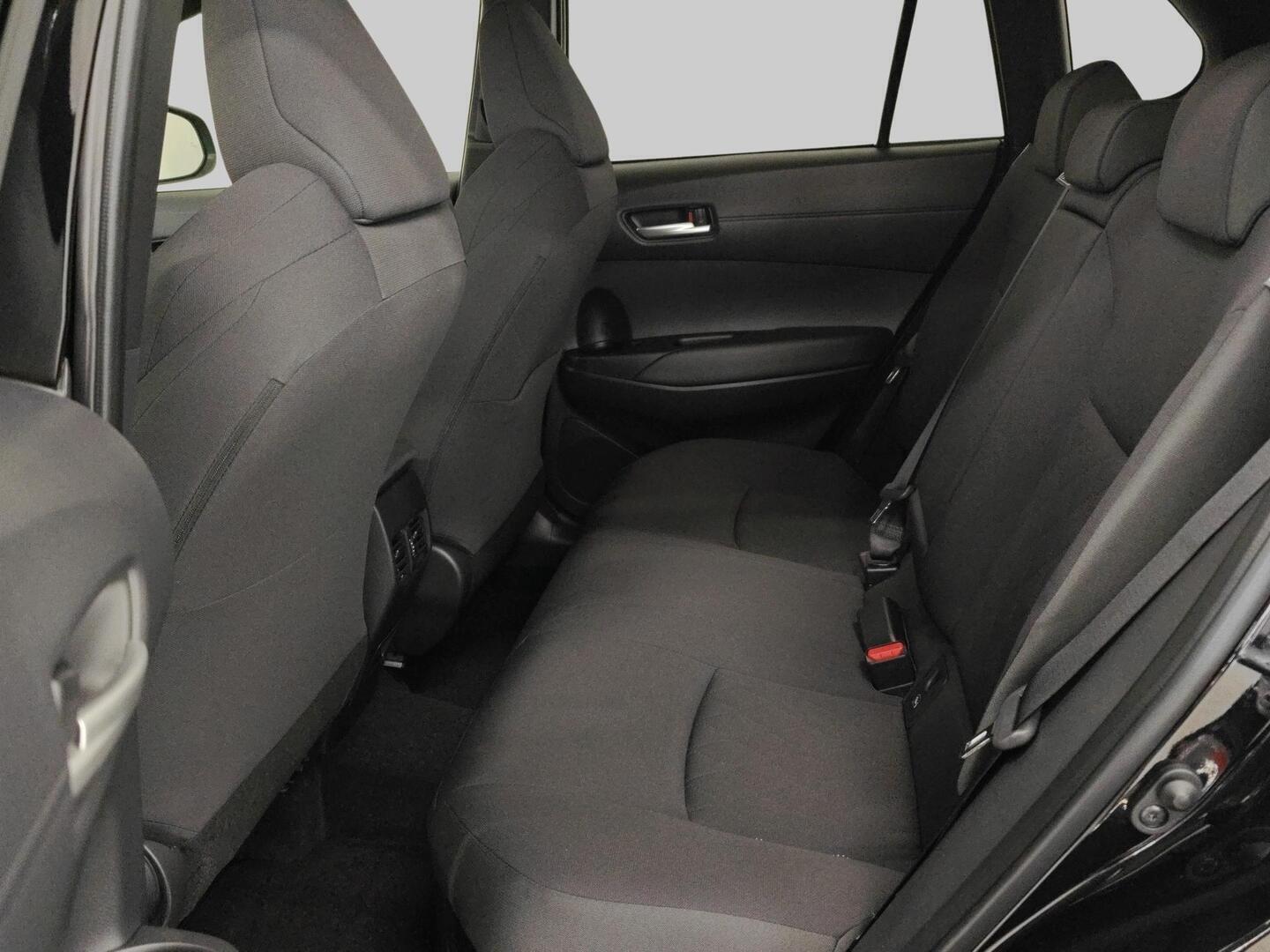 TOYOTA Corolla Cross 2025