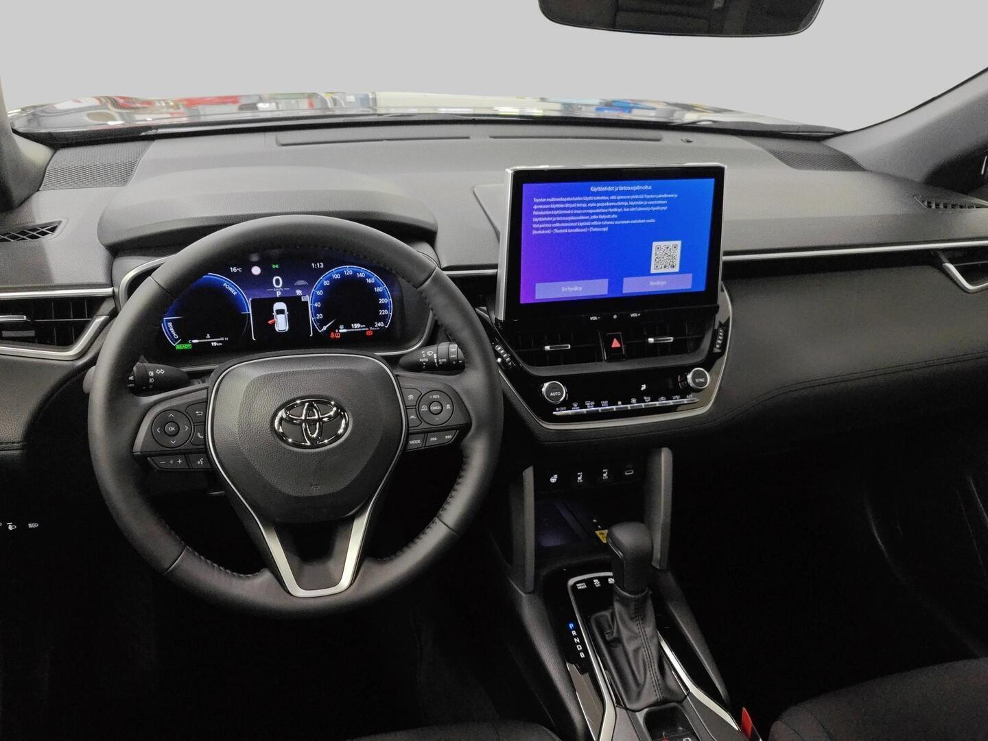 TOYOTA Corolla Cross 2025