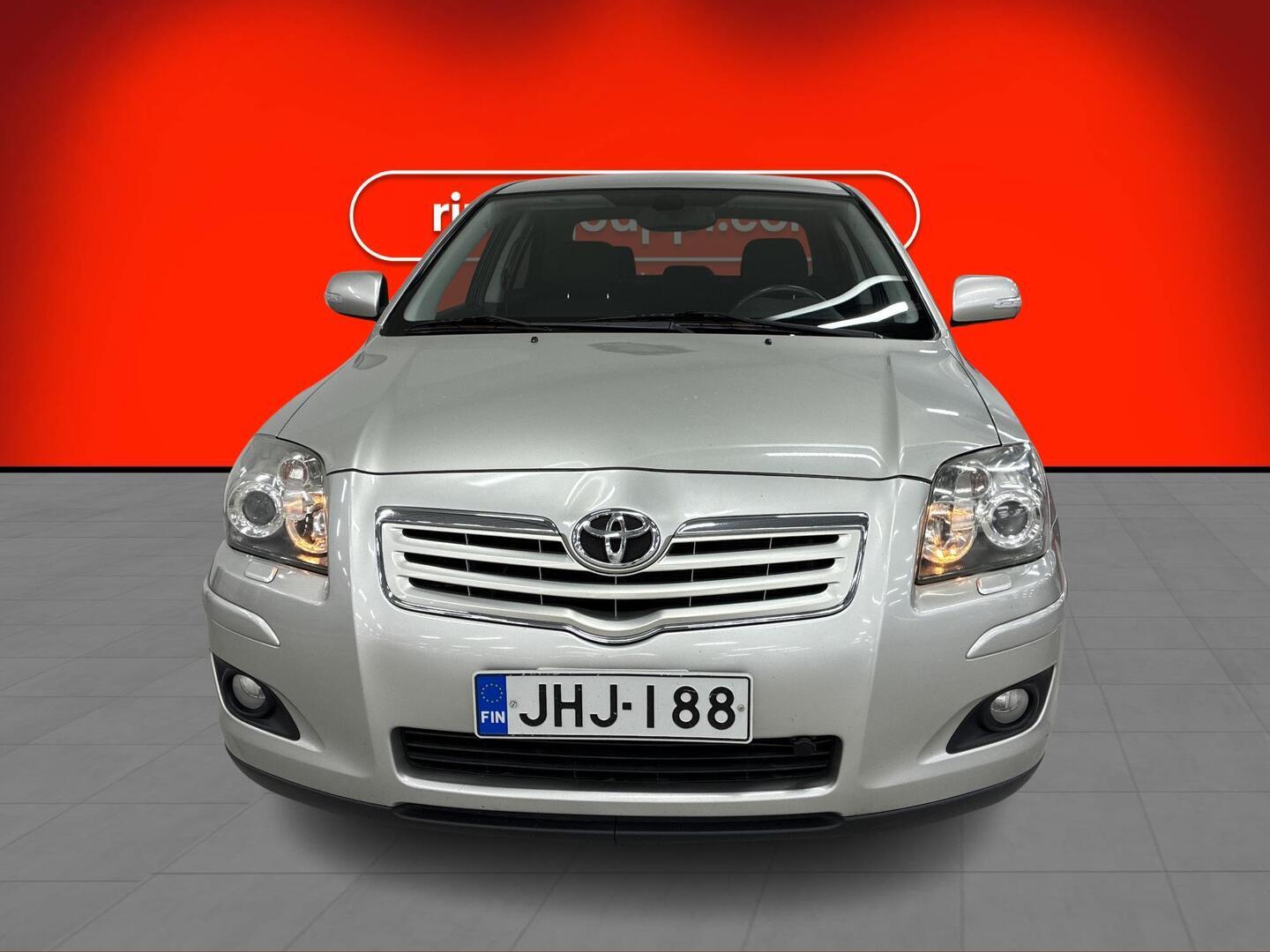 TOYOTA Avensis 2008