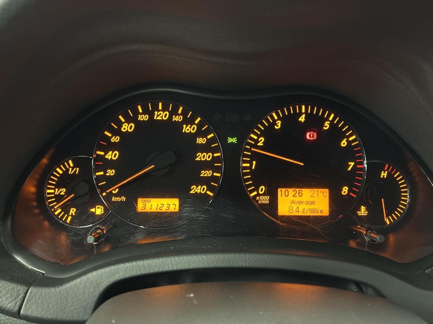 TOYOTA Avensis 2008