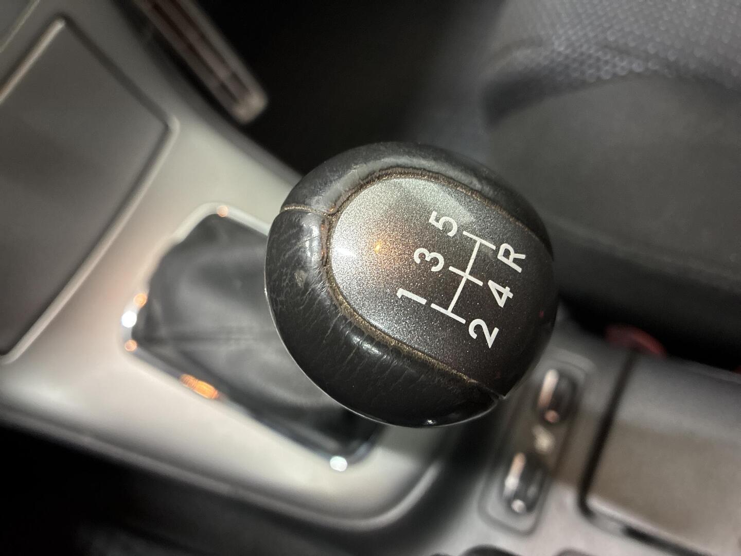 TOYOTA Avensis 2008